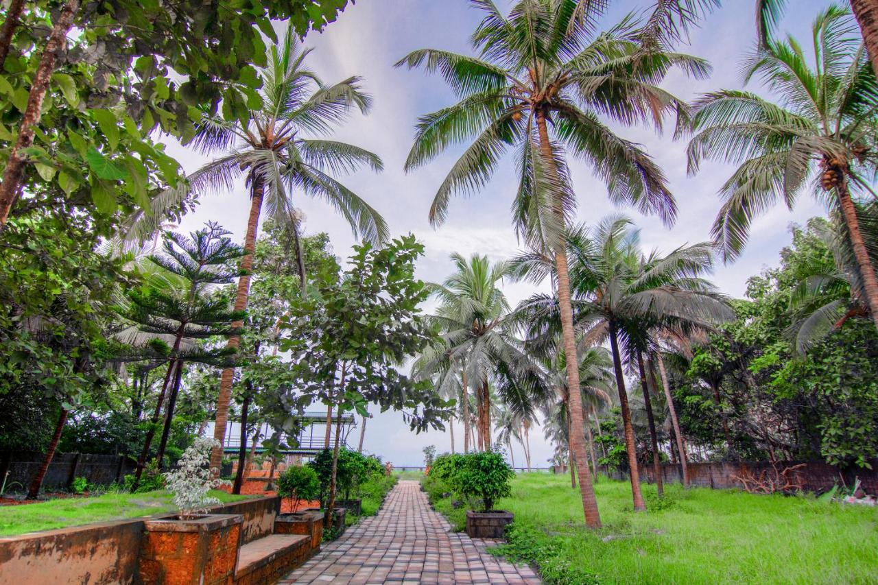 Meenkunnu Beach House By Village Resorts Kannur Exterior photo